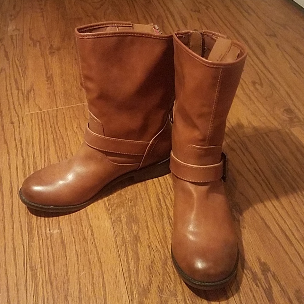 Brand New mid calf boots